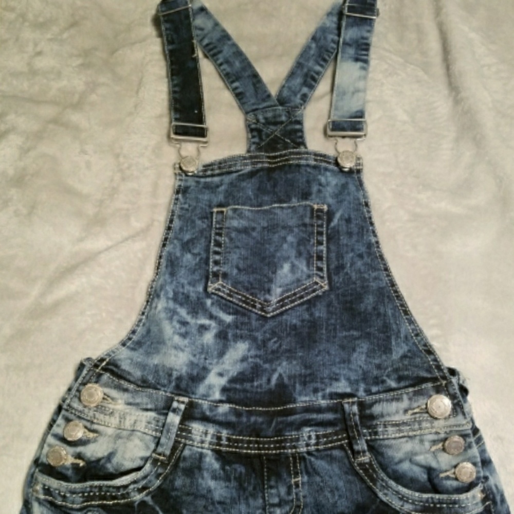 CUTE short overalls size 3 WORN ONCE!